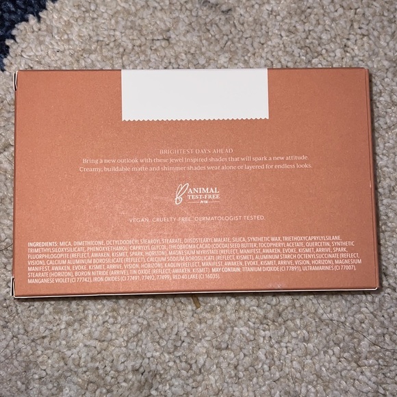 🆕 Complex Culture- Future so Bright Eyeshadow Palette - Picture 5 of 5